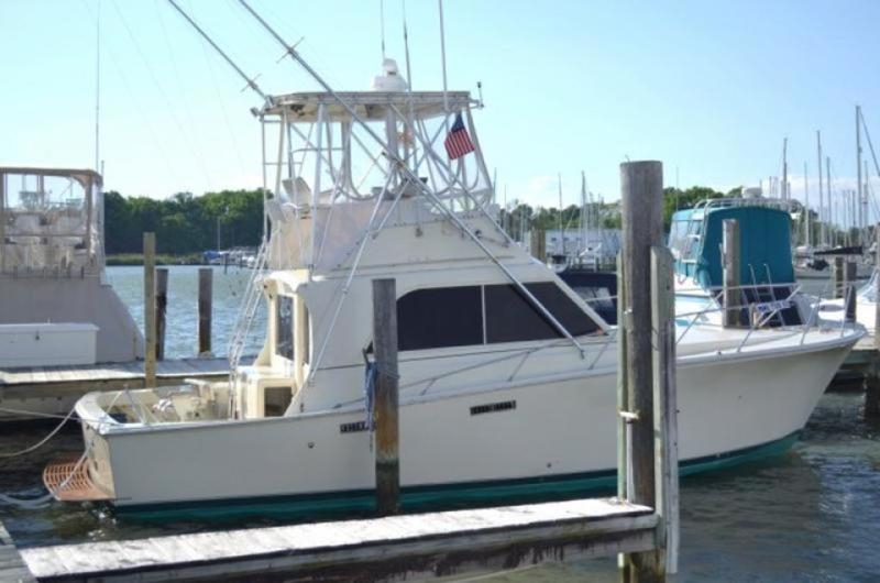 1979 Pacemaker 36 Sportfish for sale in Edgewater, Maryland (ID-27)