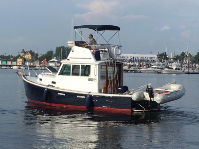 Small Boats - 1989 Cape Dory 28 Flybridge for sale in Bridgeport, Connecticut at $44,950