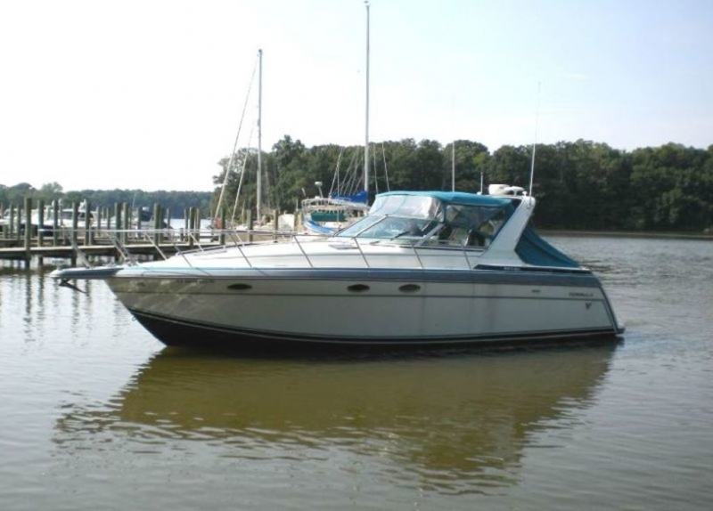 1990 Formula 36 Express for sale in Chestertown, Maryland (ID-530)