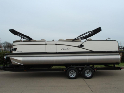 Power Boats - 2020 Avalon Catalina Versatile Rear Bench 23' for sale in Longview, Texas