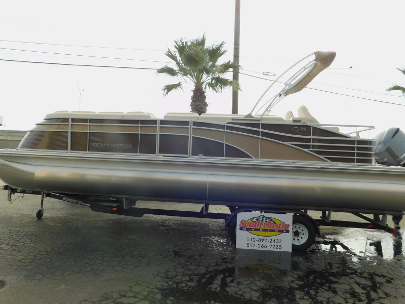 2020 Bennington 25 Q BAR STERN for sale in Austin, Texas (ID-122)