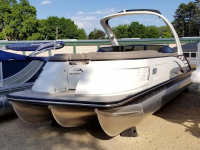 2017 Bennington 25 QX Swingback Windscreen Sport Arch for sale in Red Wing, Minnesota (ID-476)