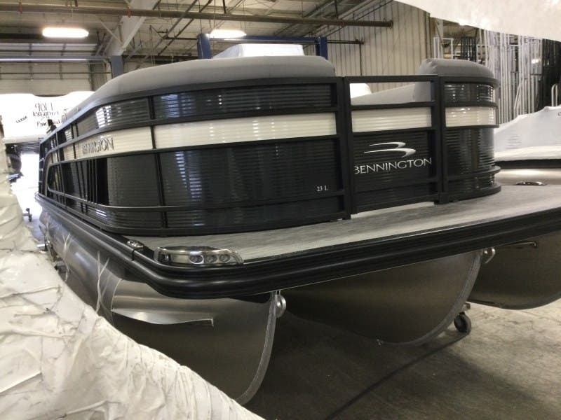 2021 Bennington L SERIES 23 LSB - SWINGBACK for sale in Rochester, Minnesota (ID-576)