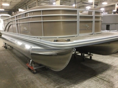 Power Boats - 2021 Bennington SX Series 22 SSRX - RADIAL CRUISE for sale in Wayzata, Minnesota at $45,059