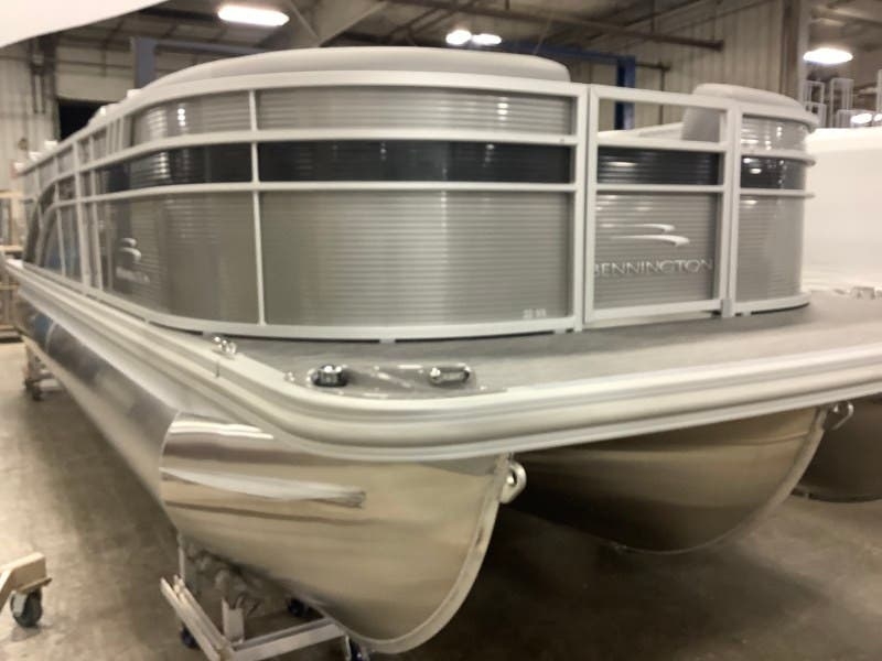 2022 Bennington SX Series 22 SSRX - RADIAL CRUISE for sale in Rochester, Minnesota (ID-2640) 2022 Bennington SX Series 22 SSRX - RADIAL CRUISE for sale in Rochester, Minnesota (ID-2640)