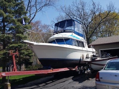 1989 Carver 54 Voyager for sale in Waukegan, Illinois at $15,000