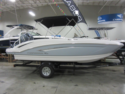 Power Boats - 2019 Chaparral 191 Suncoast for sale in Saint Joseph, Michigan at $43,399