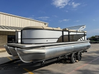 2023 Crestliner Classic LX 220 L for sale in New Braunfels, Texas (ID-2777)