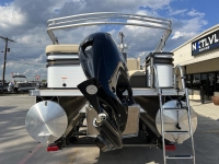 2023 Crestliner Classic LX 220 L for sale in New Braunfels, Texas (ID-2777)