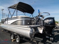 2023 Crestliner Classic DLX 240 SLC for sale in Lake Ozark, Missouri (ID-2873)