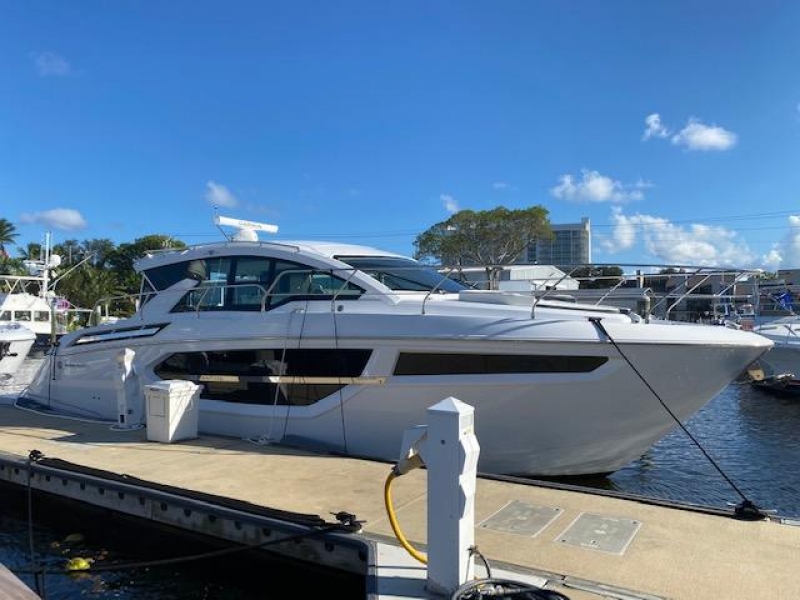 2021 Cruisers Yachts 42 Cantius for sale in Fort Lauderdale, Florida (ID-1015) 2021 Cruisers Yachts 42 Cantius for sale in Fort Lauderdale, Florida (ID-1015)