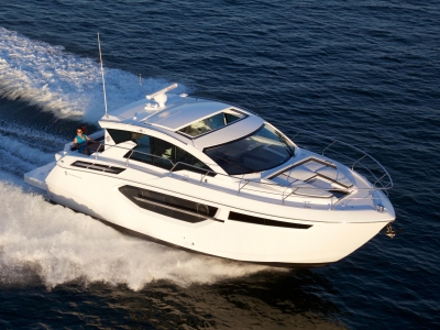 Power Boats - 2021 Cruisers Yachts 42 Cantius for sale in Port Washington, New York