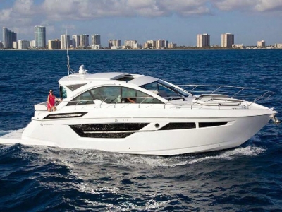 Power Boats - 2021 Cruisers Yachts 50 Cantius for sale in Fort Lauderdale, Florida