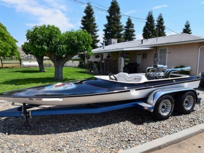 1977 Dominator 18 for sale in Reedley, California at $14,500