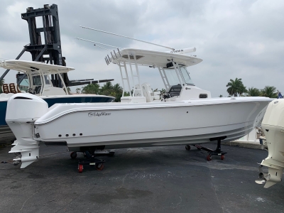 2020 EdgeWater Center Console 320cc for sale in Pompano Beach, Florida 2020 EdgeWater Center Console 320cc for sale in Pompano Beach, Florida