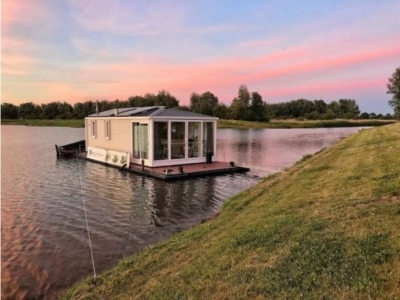 2016 Euro Offshoreservices Euro Offshoreservices Aquahome Houseboat STE for sale in Werkendam, Netherlands at $169,921