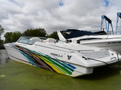 Power Boats - 1999 Formula 382 FASTech for sale in Harrison Township, Michigan at $67,900