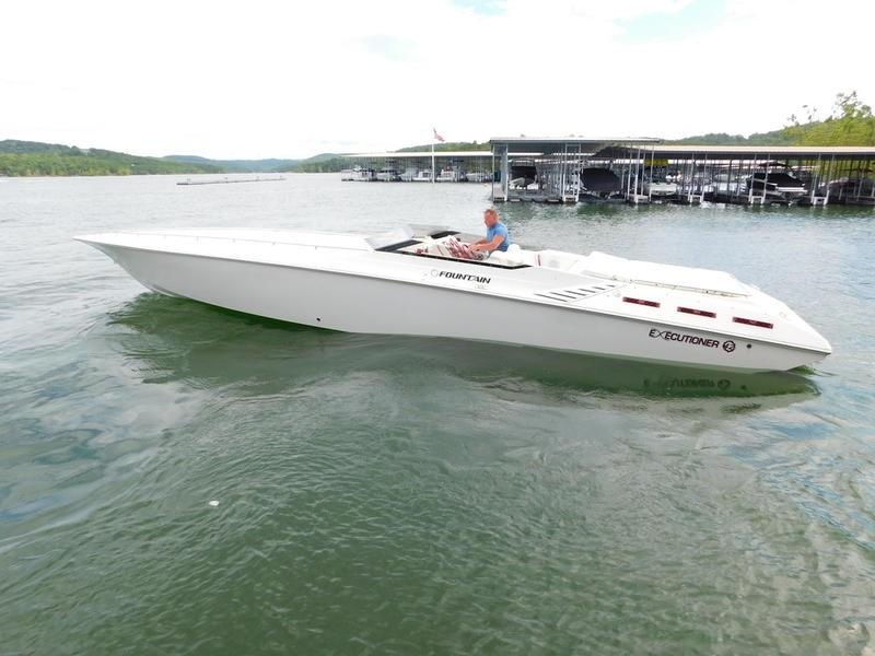 2004 Fountain 42 Executioner for sale in Branson, Missouri (ID-2106) 2004 Fountain 42 Executioner for sale in Branson, Missouri (ID-2106)