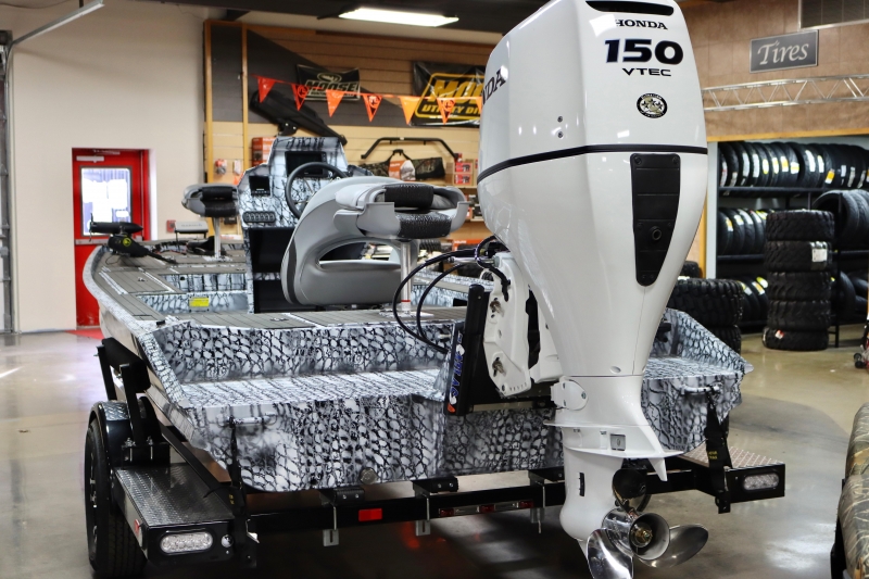 2021 Gator Trax 18x62 HD Center Console with Honda BF 150 HP for sale in Springdale, Arkansas (ID-1313) 2021 Gator Trax 18x62 HD Center Console with Honda BF 150 HP for sale in Springdale, Arkansas (ID-1313)