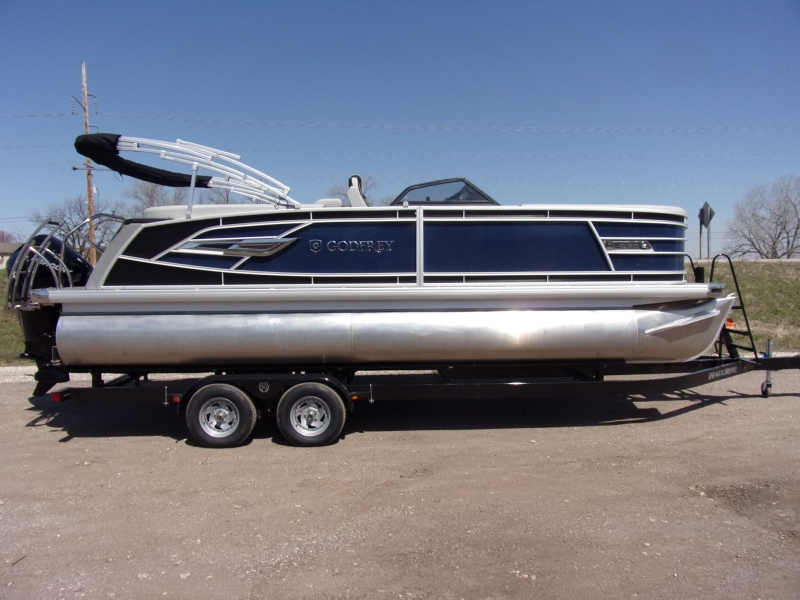 2021 Godfrey AquaPatio 235 Split Bench Windshield Tritoon for sale in Andover, Kansas (ID-953)
