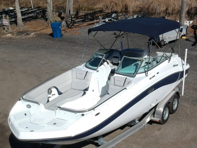 Power Boats - 2021 Hurricane SunDeck 2486 OB for sale in Bluffton, South Carolina