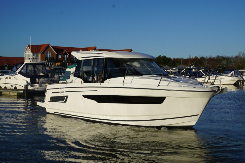 2021 Jeanneau Merry Fisher 895 Offshore for sale in Ipswich, Suffolk (ID-1056)