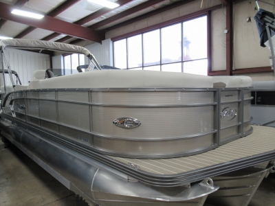 Power Boats - 2021 Manitou 25 Encore SHP 575 for sale in Oshkosh, Wisconsin