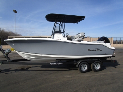 Power Boats - 2021 NauticStar 2102 Legacy for sale in Sterling Heights, Michigan at $65,243