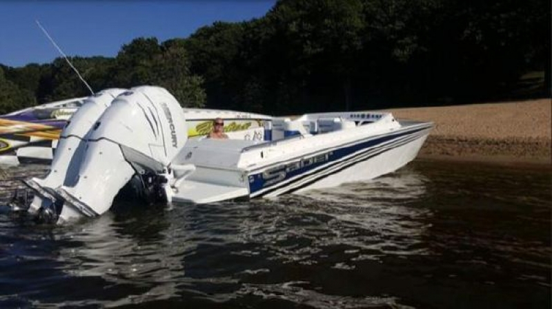 2017 Offshore Yachts 28 Saber Outboard for sale in Grand Haven, Michigan (ID-2144)