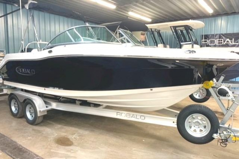 2022 Robalo R207 for sale in Racine, Wisconsin (ID-1940)