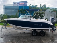 2017 Robalo R207 Dual Console for sale in Miami, Florida (ID-2000)