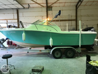 2001 Sport-Craft 221 for sale in Little Rock, Arkansas at $17,750