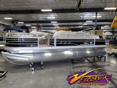 2020 Sun Tracker Fishin' Barge 20 DLX for sale in Richland Center, Wisconsin at $26,960