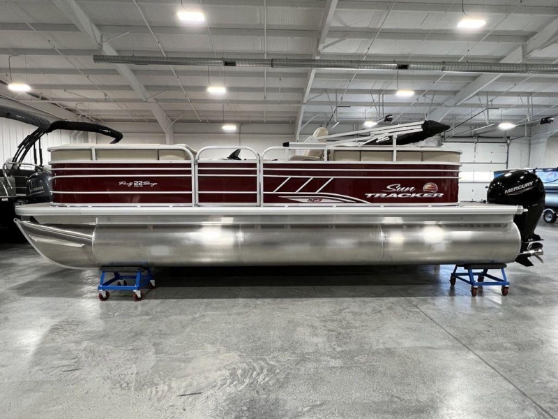 2022 Sun Tracker PARTY BARGE 22 XP3115 ELPT FOURSTROKE CT for sale in Morganton, North Carolina (ID-2712)