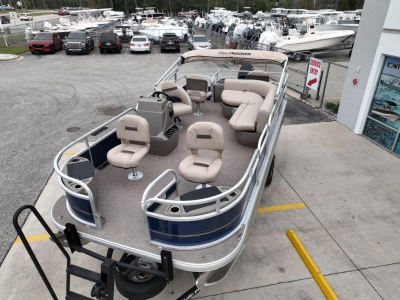 Power Boats - 2023 Sun Tracker 18 Bass Buggy for sale in Saint Augustine, Florida