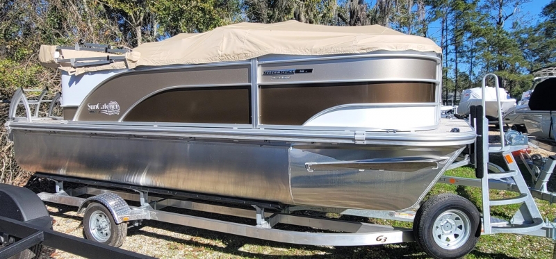 2023 SunCatcher Select 18C for sale in Mandeville, Louisiana (ID-2784) 2023 SunCatcher Select 18C for sale in Mandeville, Louisiana (ID-2784)