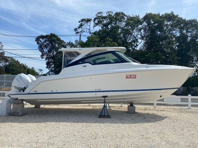 2021 Tiara Sport 34 LX for sale in Brick, New Jersey