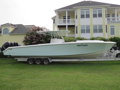 Power Boats - 2008 Venture  39 Cuddy for sale in Ocean City, Maryland at $199,900